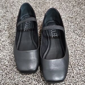 Roolee Women's Black Flats